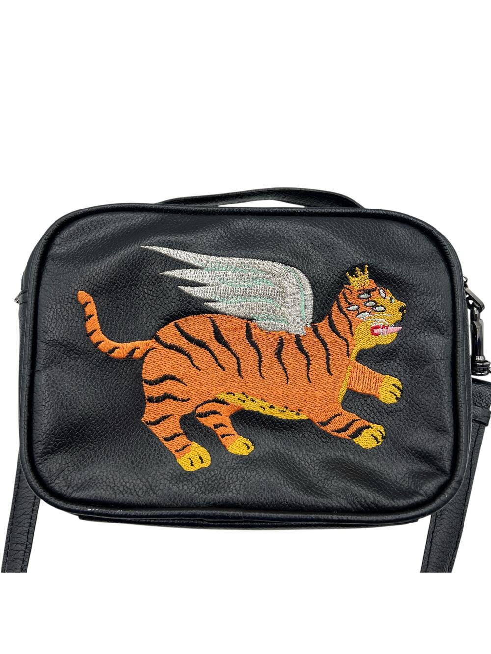 Min & Mon Winged Tiger Embroidered Crossbody Verto Black Leather Shoulder Bag
